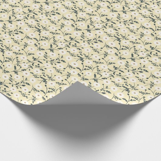 Whispering Meadow - Butter Yellow Floral Pattern Cadeaupapier (Hoek)