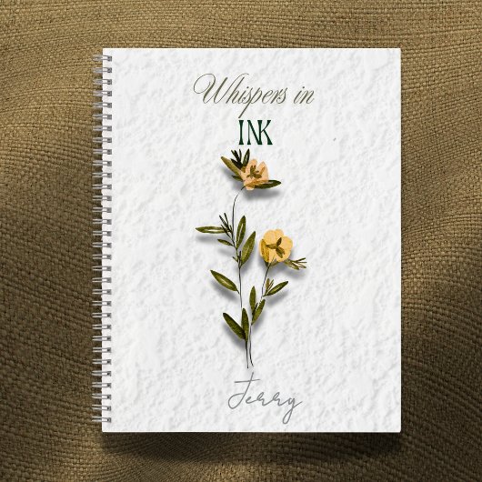 Whispers in Ink: Personalized Pressed Flower Notitieboek