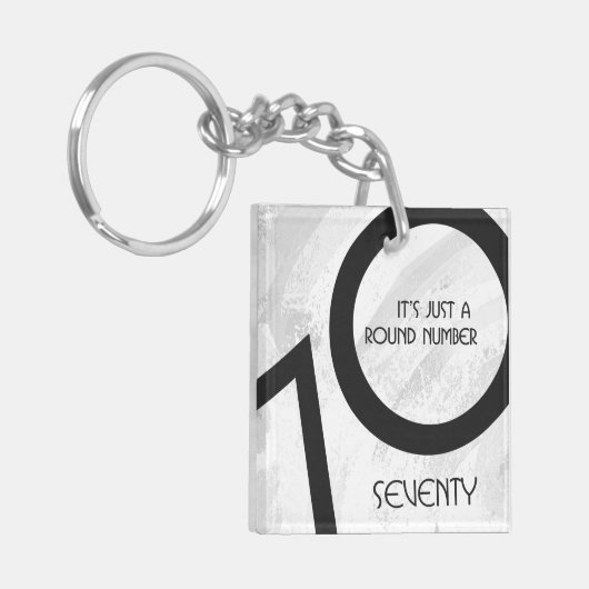 White 70 Decade Birthday Sleutelhanger (Voorkant Links)