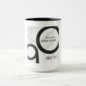 White 90 Decade Birthday Mok (Midden)