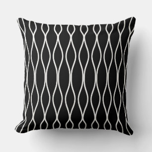 White Abstract Wavy Geometric Pattern op Black Kussen