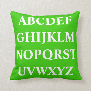 WHITE ALPHABET op groene vlakte Kussen