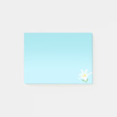 White Amaryllis Flower on Light Blue Post-it® Notes (Voorkant)