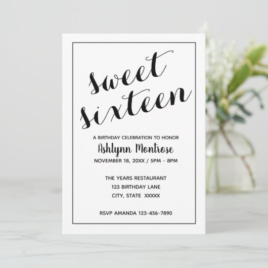 White and Black Minimalist Sweet 16 Kaart (Staand voorkant)