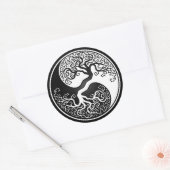 White and Black Tree of Life Yin Yang Ronde Sticker (Envelop)