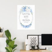 White and Dusty Blue Floral Wedding Welcome Poster (Thuiskantoor)