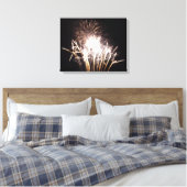 White and Gold Fireworks I Patriottic Celebration Canvas Afdruk (Insitu (Slaapkamer))