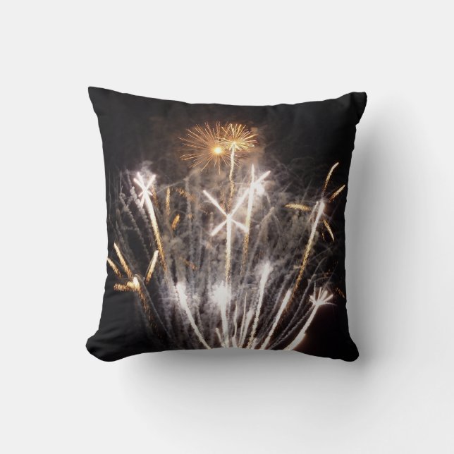 White and Gold Fireworks II Patriottic Celebration Kussen (Voorkant)