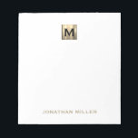 White and Gold Monogram Notitieblok voor professio<br><div class="desc">Verhoog uw ervaring met het maken van notities met dit luxueuze witte notitieblok met een verbluffend goudmonogram. Dit notitieblok is ideaal voor architectuurontwerpers, financiële planners en andere professionals uit het bedrijfsleven en is gemaakt van papier van hoge kwaliteit en is voorzien van een stijlvol en geavanceerd design dat zeker indruk...</div>