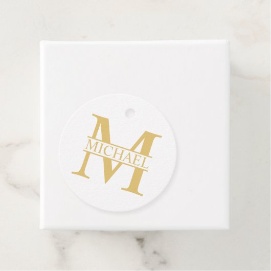 White and Gold Personalized Monogram and Name Bedankjes Labels (In situ)