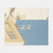 WHITE ANTENNA OVER GEBOUW FLEECE DEKEN (Voorkant (Horizontaal))
