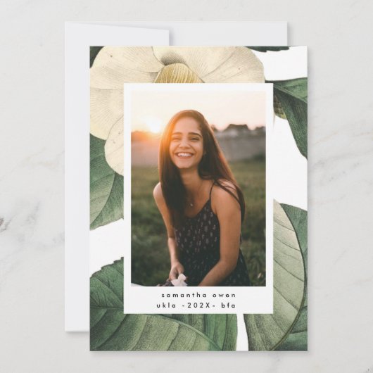 White Antiek Flower Photo University Afstudeerder Aankondiging (Voorkant)