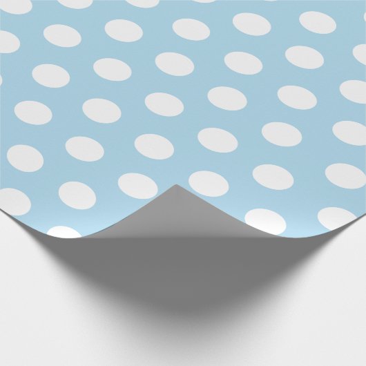 White & Baby Blue Medium Polka Dot Wrapping Paper Cadeaupapier (Hoek)