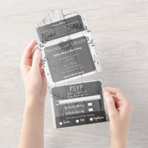 White Barn Wood Farmhouse Wreath Barn Wedding All In One Uitnodiging