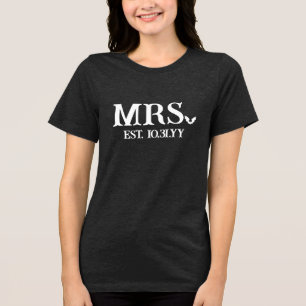 White Bat Gothic Mrs. Vastgestelde Trouwdatum Tri-Blend Shirt