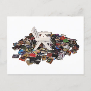 White Beach Chair op een stapel boeken Briefkaart