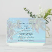 White Beach with Tropical Palms Wedding Kaart (Staand voorkant)
