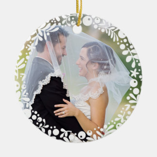 White Berry Framed Wedding Photo with Custom Text Keramisch Ornament