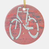White Bicycle Red Street, verkeersbicycles Keramisch Ornament (Voorkant)