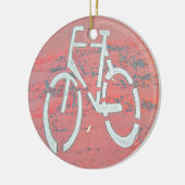 White Bicycle Red Street, verkeersbicycles Keramisch Ornament (Links)