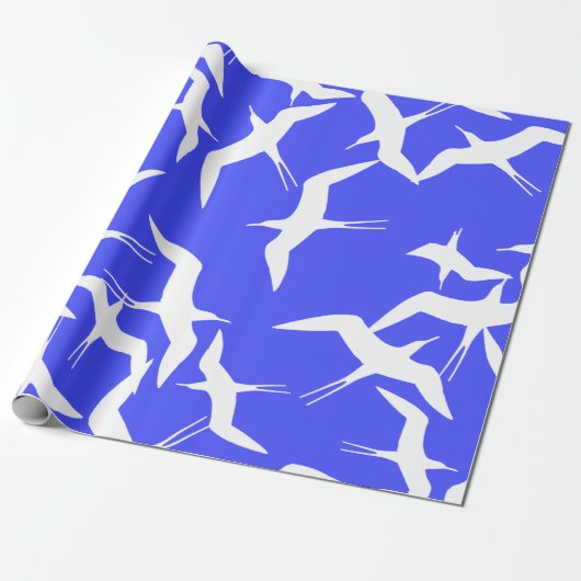 White Birds Blue Background Zee Theme Cadeaupapier (Uitgerold)