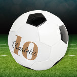 White black gold monogram initiaal name number voetbal<br><div class="desc">Een stijlvolle witte achtergrond,  zwarte en gouden gekleurde tekst. Personaliseer en voeg jouw naam en speleraantal toe. Uw monogram initialen als achtergrondpatroon.</div>