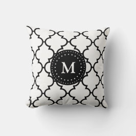 White Black Quatrefoil Pattern Monogramed Pillow Kussen