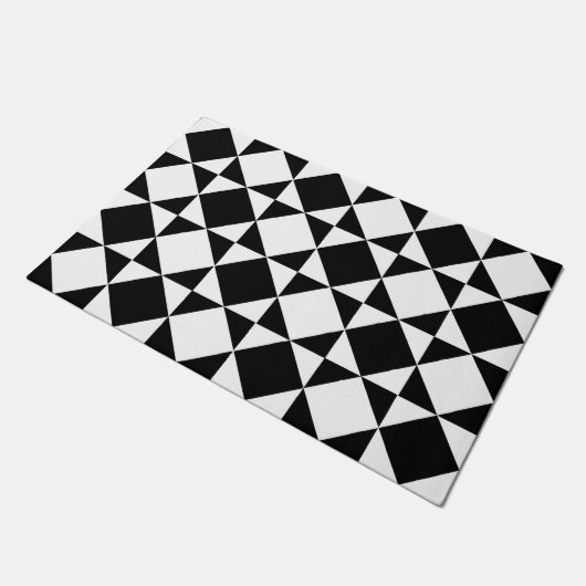 White Black Retro Squares Triangles Pattern Deurmat (Schuin)