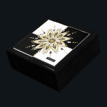 White & Black Squares Black & Gold Mandala 2c Cadeaudoosje<br><div class="desc">Elegante moderne zwarte en gouden vierkante achtergrond met gouden witte en zwarte cirkel mandala. Aangepast monogram.</div>