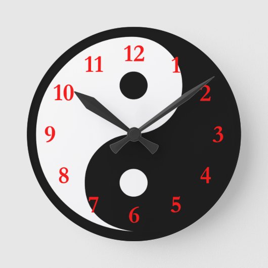 White Black Yin Yang Symbool met rode cijfers Ronde Klok (Voorkant)