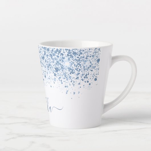 White blue glitter name script latte mok (Rechts)