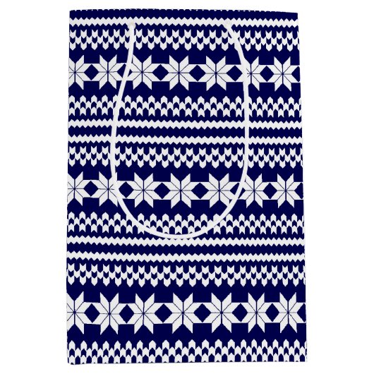 White Blue Norwegian KerstSweater Pattern Medium Cadeauzakje (Voorkant)