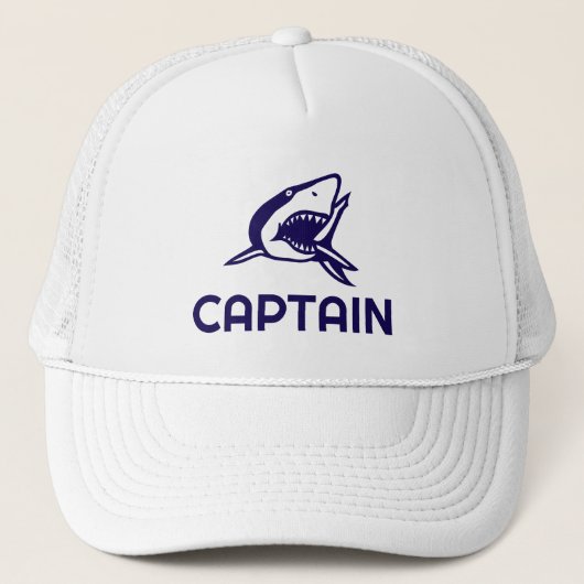 White boat captain pet met haaienontwerp (Voorkant)