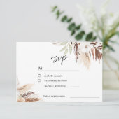 White Boho Flowers Sage Green Leaves Wedding RSVP Kaartje (Staand voorkant)