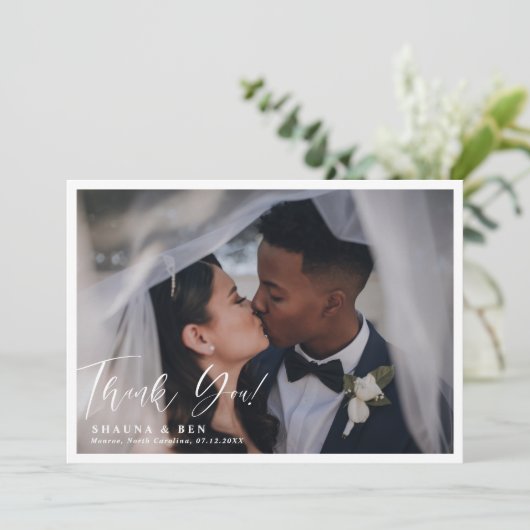 White Border Calligraphy Overlay Weddenschap 2 Fot Bedankkaart (Staand voorkant)