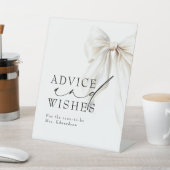 White Bow Advies en Wishes Vrijgezellenfeest Reclamebord Met Voetstuk (Insitu)