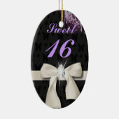 White Bow Diamant Kroonluchter Sweet Sixteen Keramisch Ornament (Rechts)