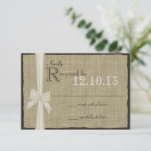 White Bow en Burlap bruiloft reactie RSVP Kaartje (Staand voorkant)