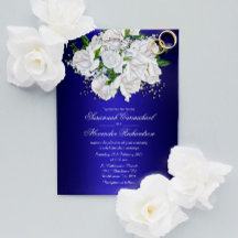 White Bridal Rozen op donkerblauwe bruiloft