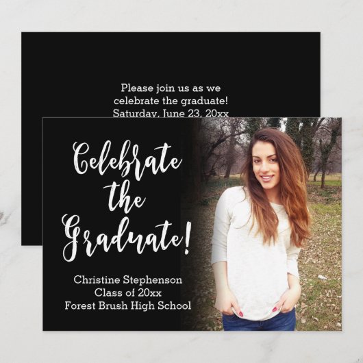 White Brush Script Celebrate Photo Afstuderen Kaart (Voorkant / Achterkant)