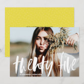 White Brush Typography Afstuderen Invitation II Kaart (Voorkant / Achterkant)