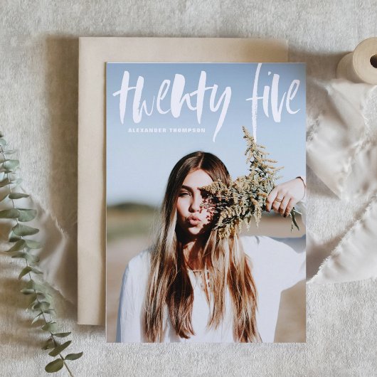 White Brush Typography Afstuderen Invitation Kaart