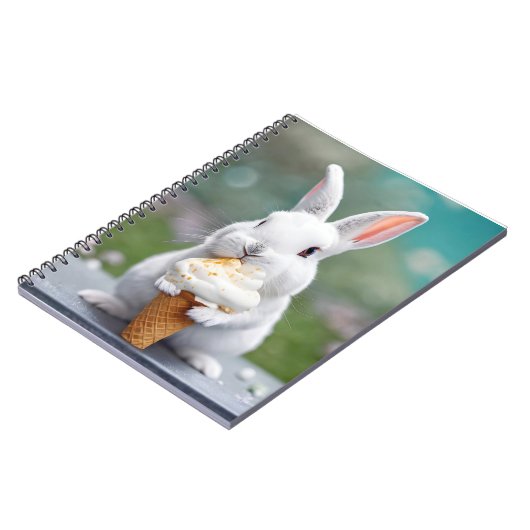 White Bunny Eating Een Ice Cream Cone Notitieboek (Linkerzijde)