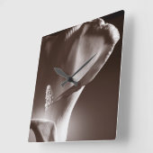 White Calla Lily Flower Black Achtergrond Vierkante Klok (Hoek)