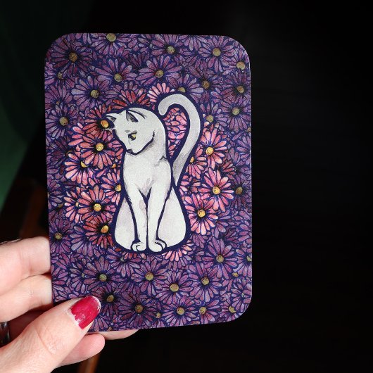 White Cat Mauve Daisies