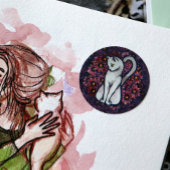 White Cat Mauve Daisies Ronde Sticker