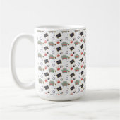 White ceramic mug featuring a playful pattern koffiemok (Links)