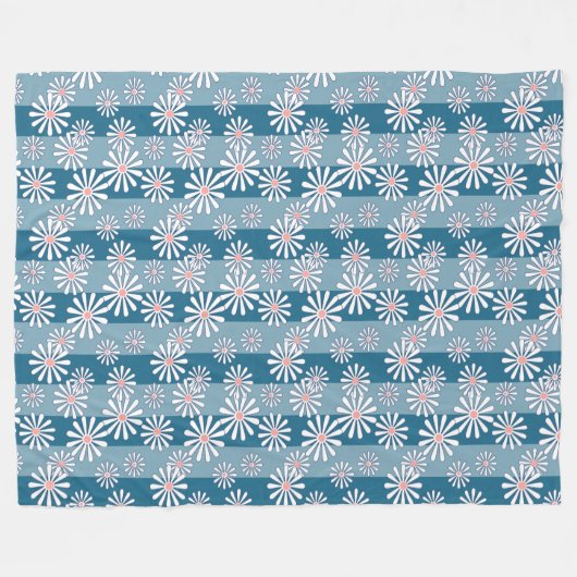 White chamomile flowers on striped blue background fleece deken (Voorkant (Horizontaal))