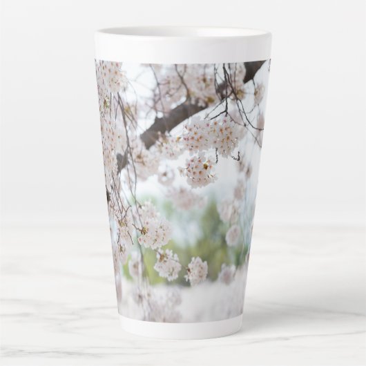 White Cherry Blossoms Latte Mok (Voorkant)
