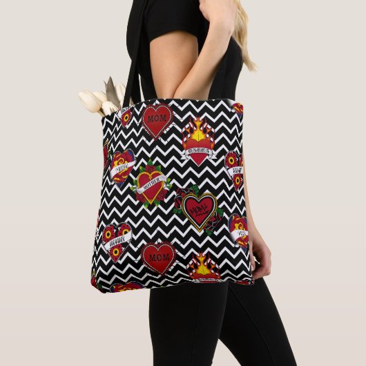 White Chevron Mom Tattoo Tote Bag (Dichtbij)